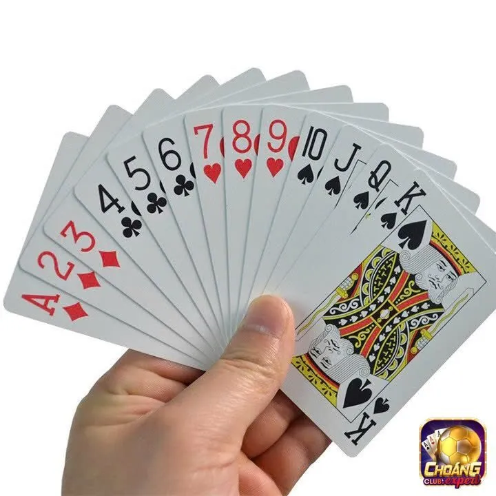 Bộ bài Poker gồm 4 chất khác nhau